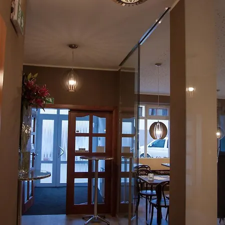 Cafe Kaftan - Guest house Kolin